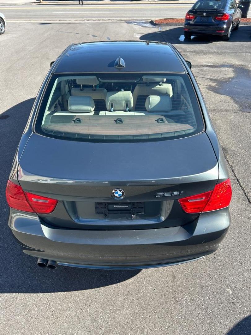 2011 GRAY BMW 328 XI SULEV (WBAPK5C5XBA) with an 3.0L engine, Automatic transmission, located at 2514 Williamson Rd NE, Roanoke, VA, 24012, (540) 265-7770, 37.294636, -79.936249 - NO CREDIT CHECK FINANCING WITH ONLY $3000 DOWN PAYMENT!!!! Check out our website www.needausedvehicle.com for our No Credit Check/ In House Financing options!! No Credit Check Available!!! In House Financing Available!!! All Clean Title Vehicles (no Salvaged or flooded vehicles ever on our lot)! - Photo#9