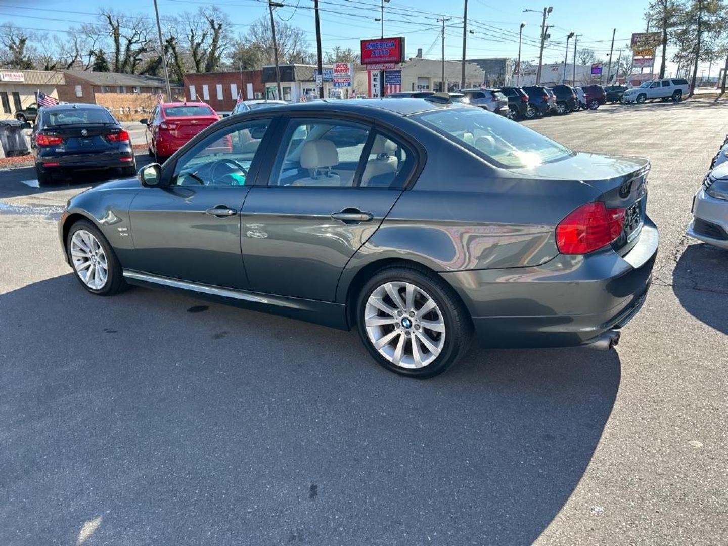 2011 GRAY BMW 328 XI SULEV (WBAPK5C5XBA) with an 3.0L engine, Automatic transmission, located at 2514 Williamson Rd NE, Roanoke, VA, 24012, (540) 265-7770, 37.294636, -79.936249 - NO CREDIT CHECK FINANCING WITH ONLY $3000 DOWN PAYMENT!!!! Check out our website www.needausedvehicle.com for our No Credit Check/ In House Financing options!! No Credit Check Available!!! In House Financing Available!!! All Clean Title Vehicles (no Salvaged or flooded vehicles ever on our lot)! - Photo#1