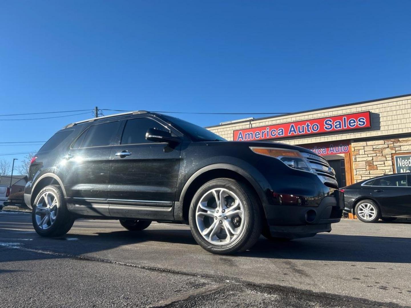 2013 BLACK FORD EXPLORER XLT (1FM5K8D83DG) with an 3.5L engine, Automatic transmission, located at 2514 Williamson Rd NE, Roanoke, VA, 24012, (540) 265-7770, 37.294636, -79.936249 - NO CREDIT CHECK FINANCING WITH ONLY $3500 DOWN PAYMENT!!!! Check out our website www.needausedvehicle.com for our No Credit Check/ In House Financing options!! No Credit Check Available!!! In House Financing Available!!! All Clean Title Vehicles (no Salvaged or flooded vehicles ever on our lot)! - Photo#0