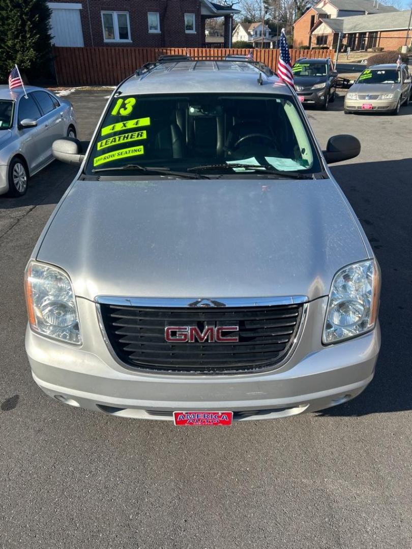 2013 SILVER GMC YUKON XL 1500 SLT (1GKS2KE73DR) with an 5.3L engine, Automatic transmission, located at 2514 Williamson Rd NE, Roanoke, VA, 24012, (540) 265-7770, 37.294636, -79.936249 - NO CREDIT CHECK FINANCING WITH ONLY $3200 DOWN PAYMENT!!!! Check out our website www.needausedvehicle.com for our No Credit Check/ In House Financing options!! No Credit Check Available!!! In House Financing Available!!! All Clean Title Vehicles (no Salvaged or flooded vehicles ever on our lot)! - Photo#10