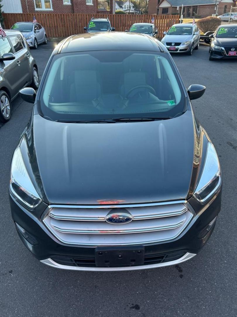 2019 GRAY FORD ESCAPE SE (1FMCU0GD2KU) with an 1.5L engine, Automatic transmission, located at 2514 Williamson Rd NE, Roanoke, VA, 24012, (540) 265-7770, 37.294636, -79.936249 - NO CREDIT CHECK FINANCING WITH ONLY $3700 DOWN PAYMENT!!!! Check out our website www.needausedvehicle.com for our No Credit Check/ In House Financing options!! No Credit Check Available!!! In House Financing Available!!! All Clean Title Vehicles (no Salvaged or flooded vehicles ever on our lot)! - Photo#10