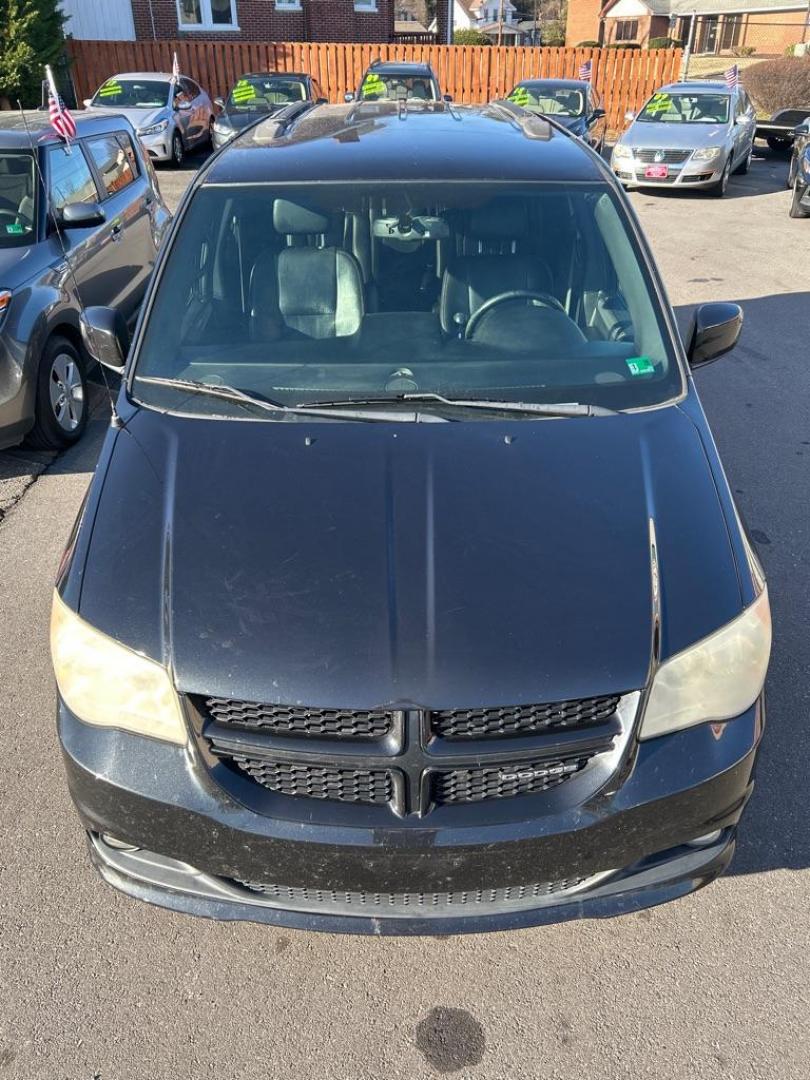 2011 BLACK DODGE GRAND CARAVAN R/T (2D4RN7DG6BR) with an 3.6L engine, Automatic transmission, located at 2514 Williamson Rd NE, Roanoke, VA, 24012, (540) 265-7770, 37.294636, -79.936249 - NO CREDIT CHECK FINANCING WITH ONLY $1800 DOWN PAYMENT!!!! Check out our website www.needausedvehicle.com for our No Credit Check/ In House Financing options!! No Credit Check Available!!! In House Financing Available!!! All Clean Title Vehicles (no Salvaged or flooded vehicles ever on our lot)! - Photo#11