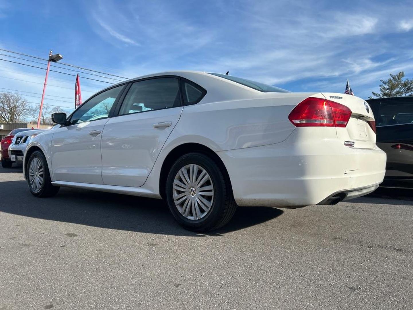 2015 WHITE VOLKSWAGEN PASSAT S (1VWAT7A33FC) with an 1.8L engine, Automatic transmission, located at 2514 Williamson Rd NE, Roanoke, VA, 24012, (540) 265-7770, 37.294636, -79.936249 - NO CREDIT CHECK FINANCING WITH ONLY $1800 DOWN PAYMENT!!!! Check out our website www.needausedvehicle.com for our No Credit Check/ In House Financing options!! No Credit Check Available!!! In House Financing Available!!! All Clean Title Vehicles (no Salvaged or flooded vehicles ever on our lot)! - Photo#1