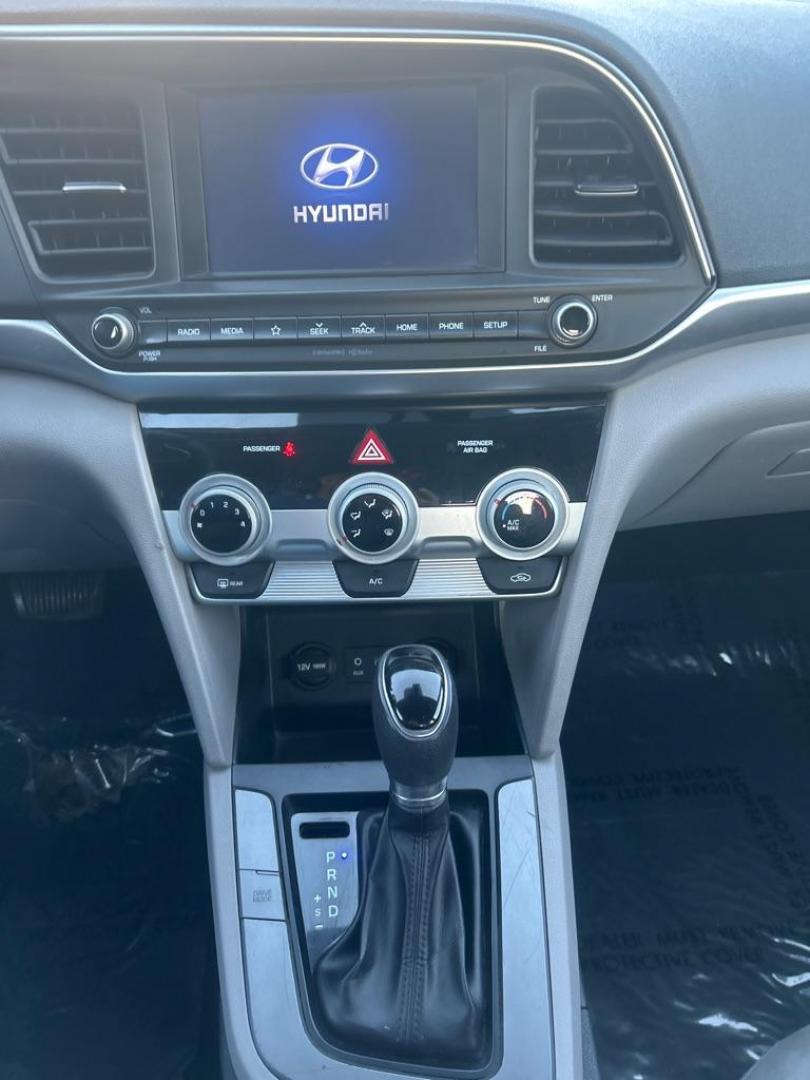 2019 RED HYUNDAI ELANTRA SEL (5NPD84LF0KH) with an 2.0L engine, Automatic transmission, located at 2514 Williamson Rd NE, Roanoke, VA, 24012, (540) 265-7770, 37.294636, -79.936249 - NO CREDIT CHECK FINANCING WITH ONLY $3300 DOWN PAYMENT!!!! Check out our website www.needausedvehicle.com for our No Credit Check/ In House Financing options!! No Credit Check Available!!! In House Financing Available!!! All Clean Title Vehicles (no Salvaged or flooded vehicles ever on our lot)! - Photo#5