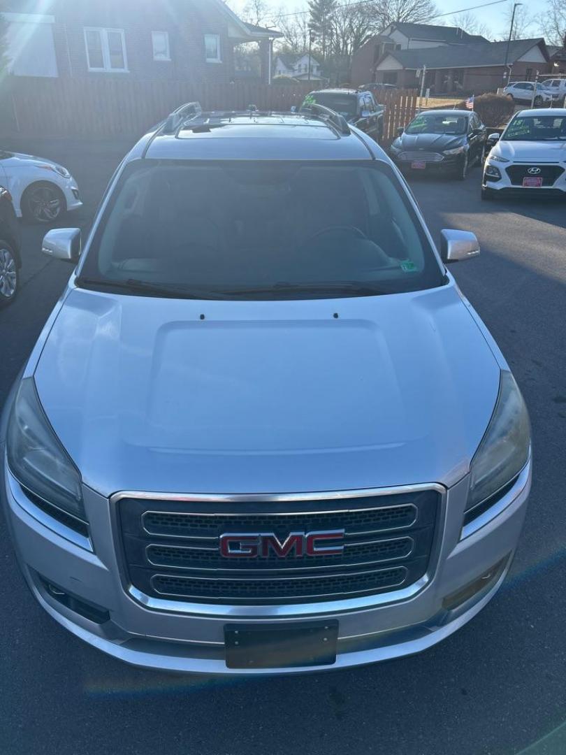 2016 SILVER GMC ACADIA SLT-1 (1GKKVRKD7GJ) with an 3.6L engine, Automatic transmission, located at 2514 Williamson Rd NE, Roanoke, VA, 24012, (540) 265-7770, 37.294636, -79.936249 - Photo#10