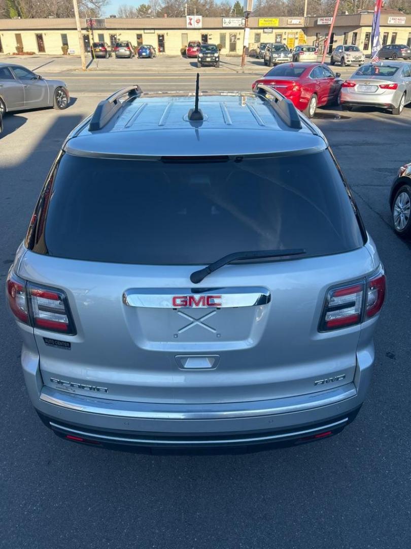 2016 SILVER GMC ACADIA SLT-1 (1GKKVRKD7GJ) with an 3.6L engine, Automatic transmission, located at 2514 Williamson Rd NE, Roanoke, VA, 24012, (540) 265-7770, 37.294636, -79.936249 - Photo#11