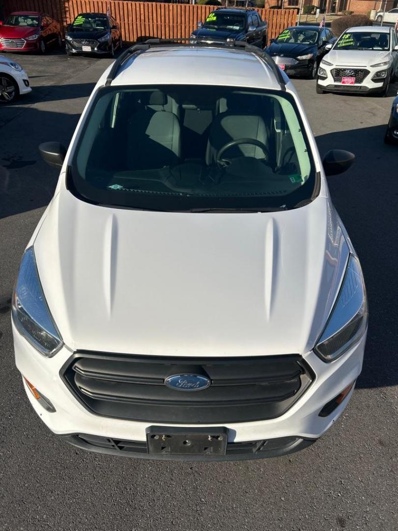 2017 WHITE FORD ESCAPE S (1FMCU0F71HU) with an 2.5L engine, Automatic transmission, located at 2514 Williamson Rd NE, Roanoke, VA, 24012, (540) 265-7770, 37.294636, -79.936249 - NO CREDIT CHECK FINANCING WITH ONLY $2700 DOWN PAYMENT!!!! Check out our website www.needausedvehicle.com for our No Credit Check/ In House Financing options!! No Credit Check Available!!! In House Financing Available!!! All Clean Title Vehicles (no Salvaged or flooded vehicles ever on our lot)! - Photo#10