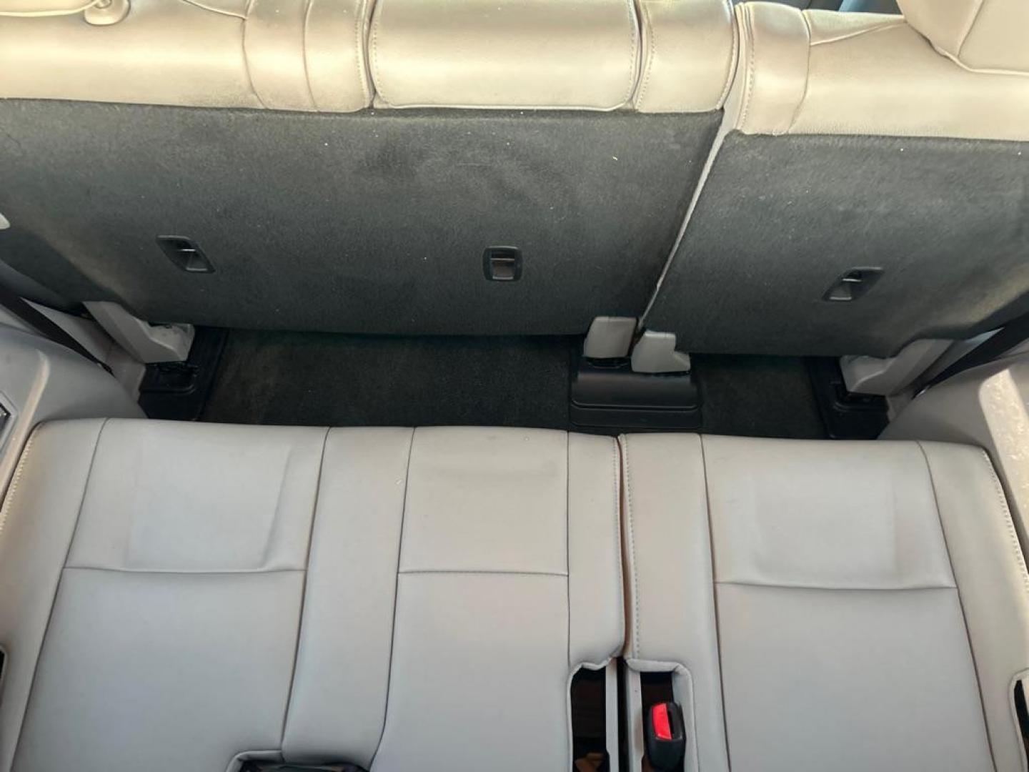 2014 WHITE HONDA PILOT TOURING (5FNYF4H93EB) with an 3.5L engine, Automatic transmission, located at 2514 Williamson Rd NE, Roanoke, VA, 24012, (540) 265-7770, 37.294636, -79.936249 - NO CREDIT CHECK FINANCING WITH ONLY $2500 DOWN PAYMENT!!!! Check out our website www.needausedvehicle.com for our No Credit Check/ In House Financing options!! No Credit Check Available!!! In House Financing Available!!! All Clean Title Vehicles (no Salvaged or flooded vehicles ever on our lot)! - Photo#8